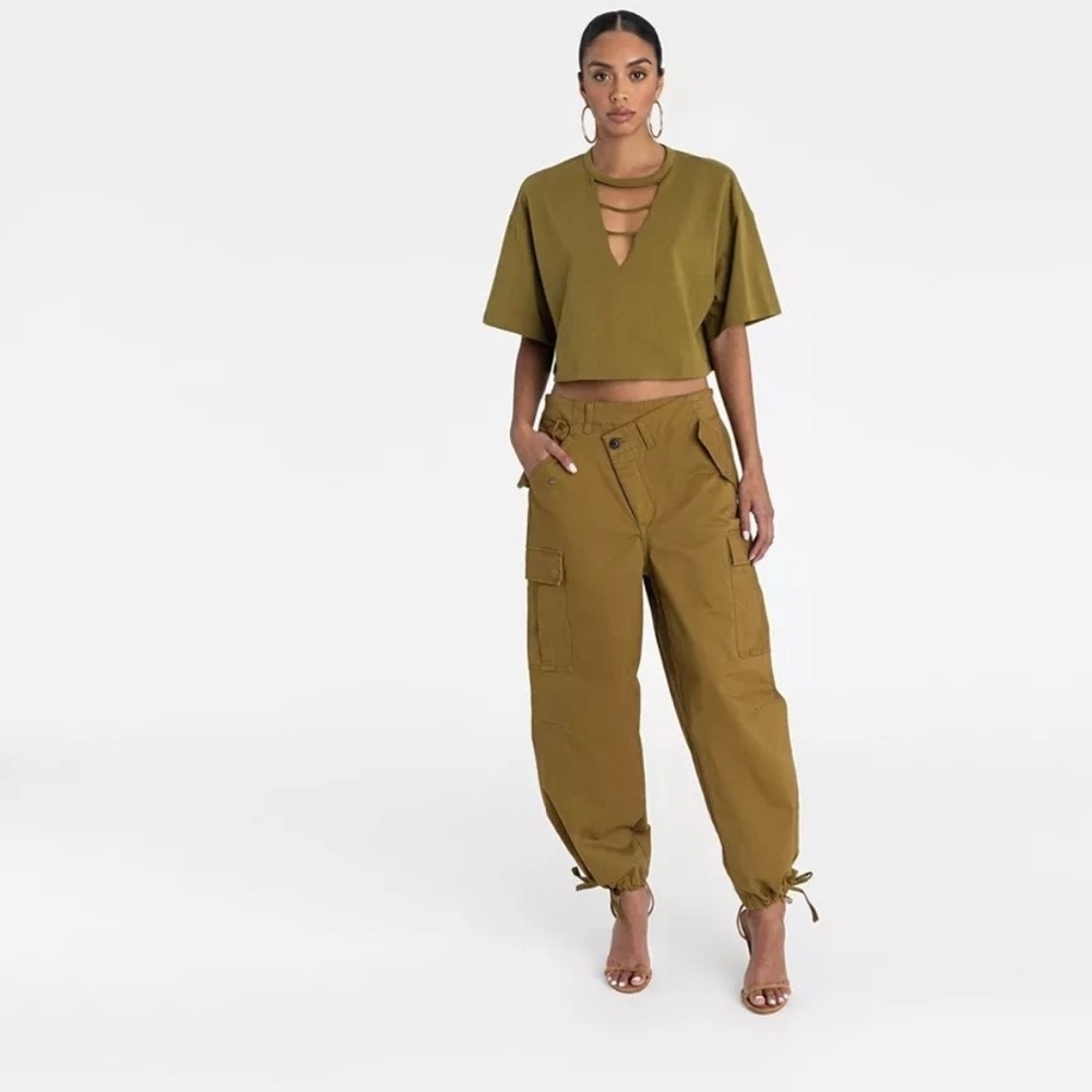 KBB by KAHLANA Women's Mid-Rise Straight Leg The Cargo Jogger in Tan